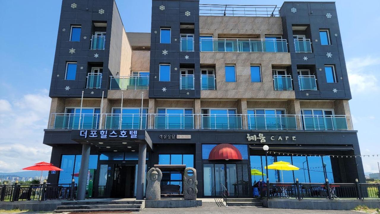 The Four Hills Jeju Hotel Exterior photo